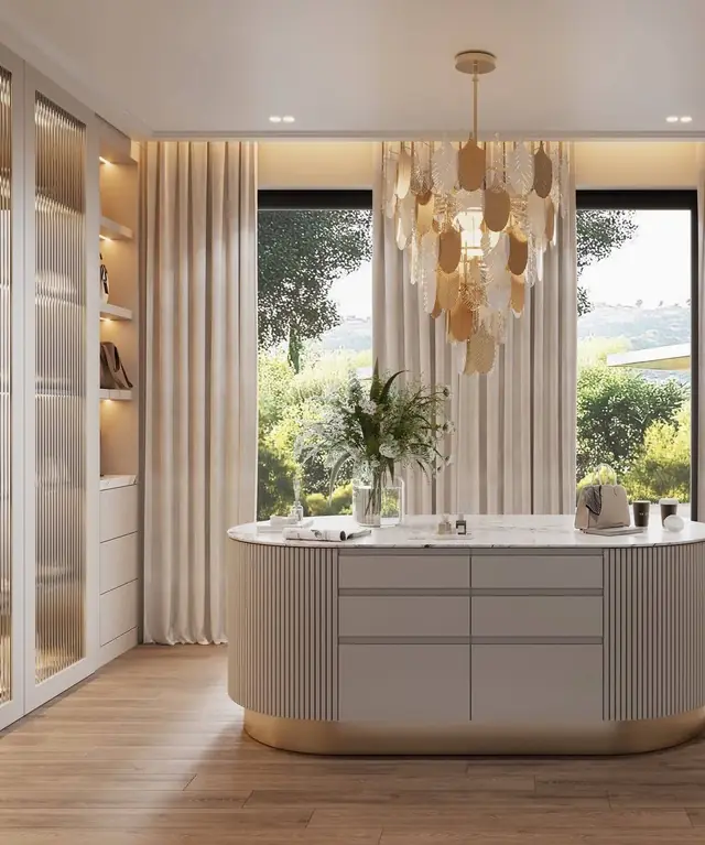 Closet de luxo com lustre de plumas